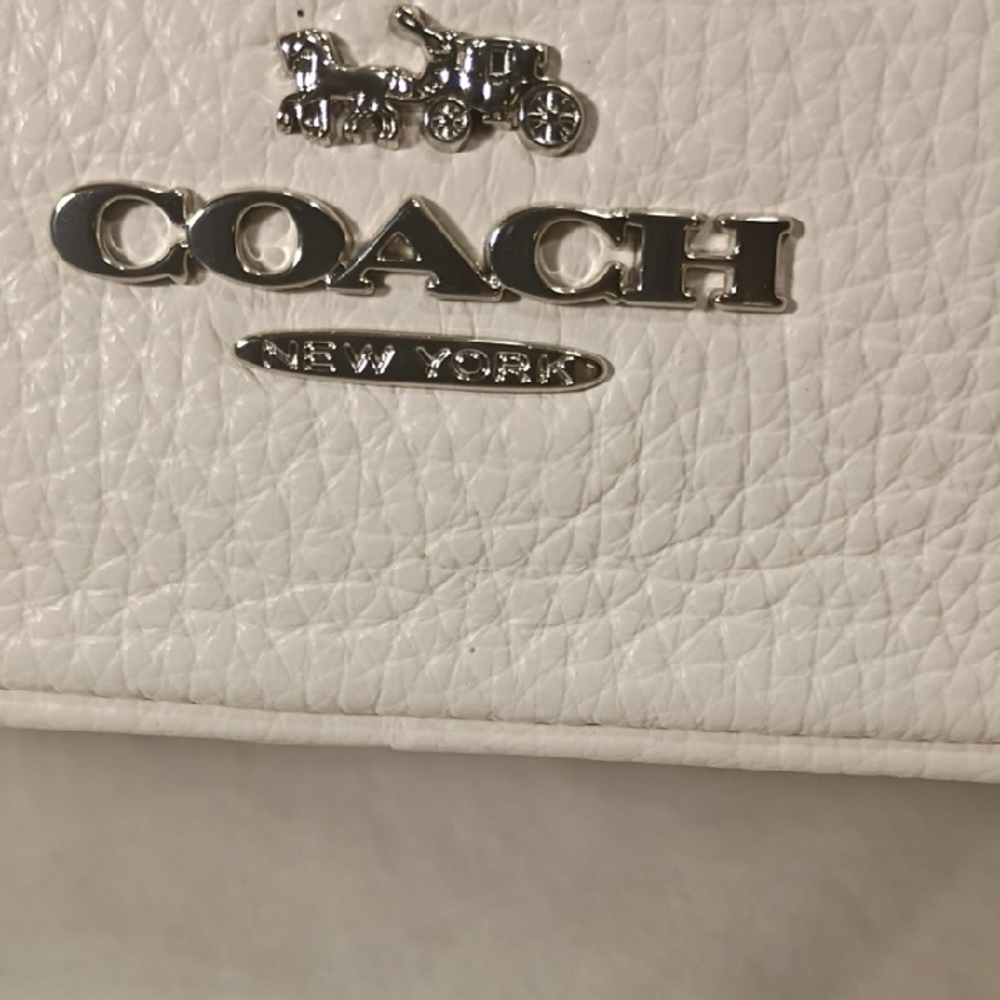 Coach Star Wars White Leather Toiletry Bag with Glitter Logo - Picture 2 of 7